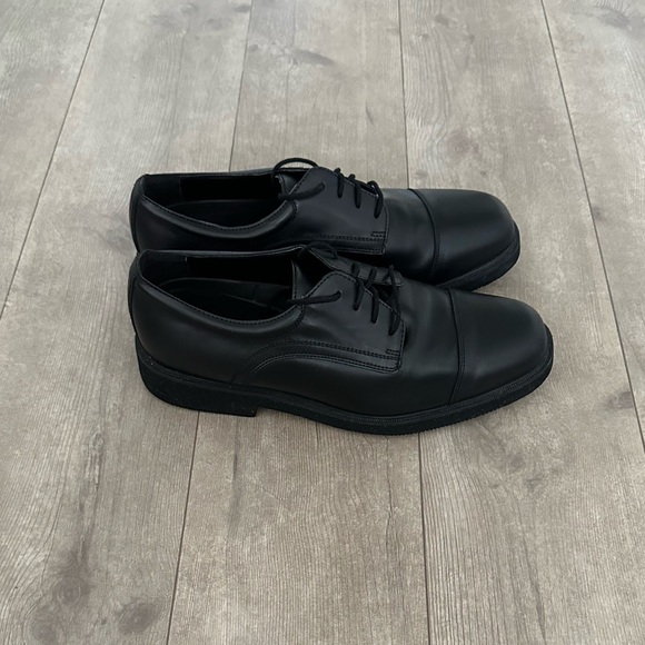 Rockport Waterproof Black Leather Dress Shoes Men’s Size 9W EUC main image 10